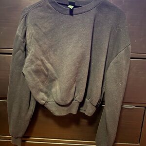 Women's Black Crew Neck